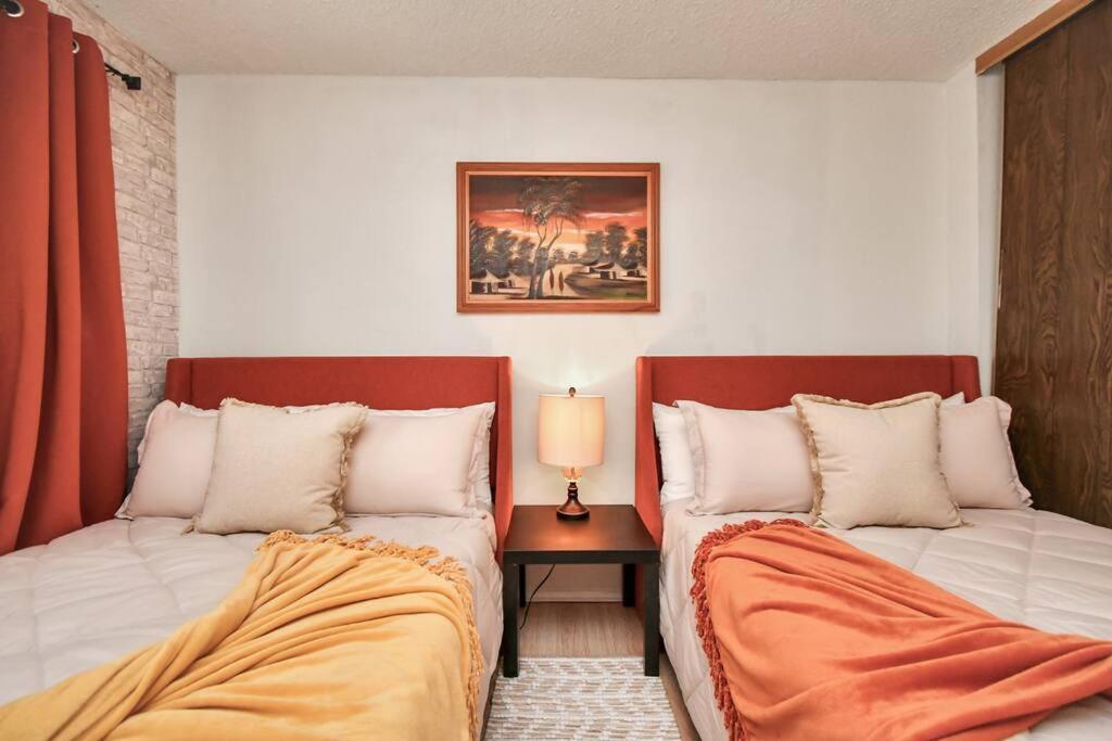 5 Beds - 3 Bedrooms Near Galleria With Patio Houston Ngoại thất bức ảnh